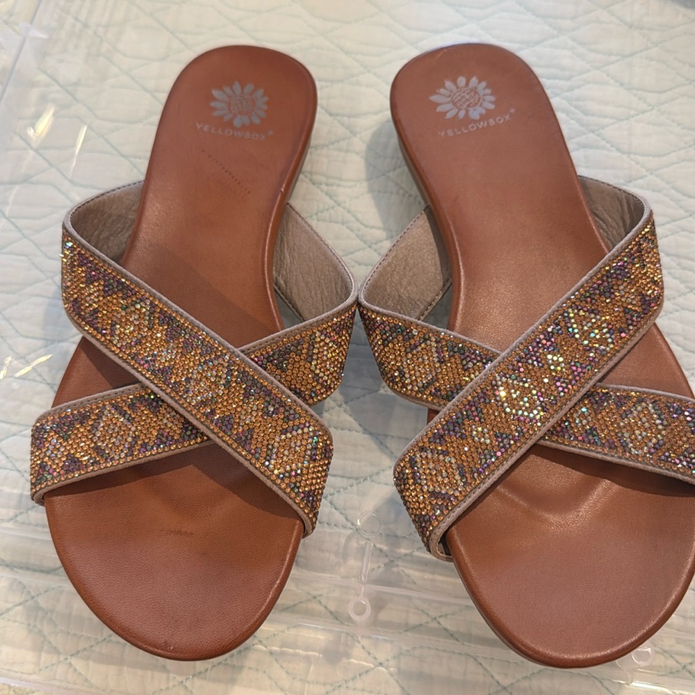 Yellowbox never worn rhinestone sandals size 9